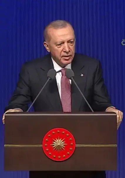 Erdoğan: Öğretmenlik adanmışlık isteyen bir meslek