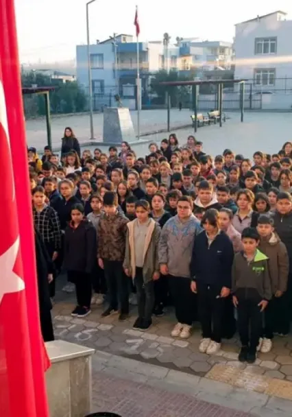 Okullarda bir dakikalık saygı duruşunda bulunulacak