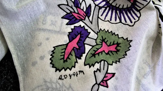 Her Yazma Bir Yöreyi Temsil Eder. Bir Dili Vardır