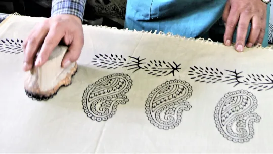 Her Yazma Bir Yöreyi Temsil Eder. Bir Dili Vardır