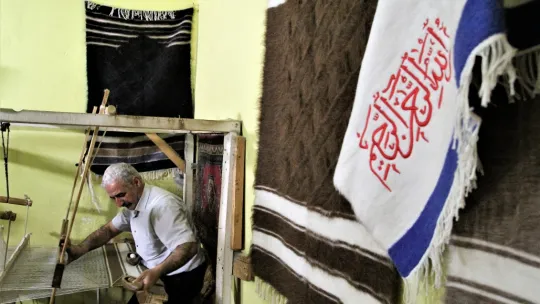 Siirt'in Bacasız Fabrikası Battaniye Yapımı  Devletten Destek Bekliyor