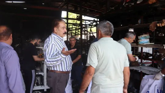 Felaket Yaşayan Esnafın Tesellisi Şevket Başkan
