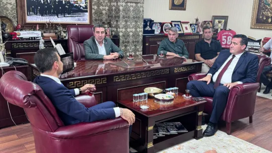CHP Heyeti Sivas'ta Esnaf ve Sanatkarlarla Buluştu