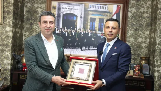 CHP Heyeti Sivas'ta Esnaf ve Sanatkarlarla Buluştu