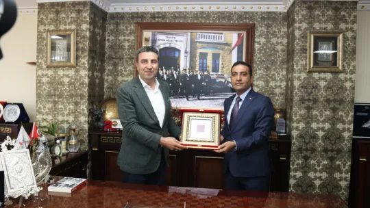 CHP Heyeti Sivas'ta Esnaf ve Sanatkarlarla Buluştu