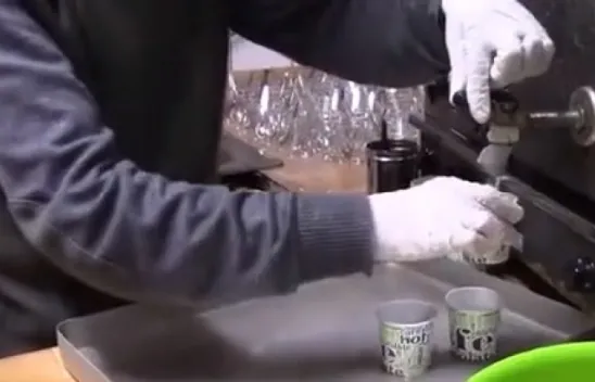 Açın da Karton Bardağa Razıyız