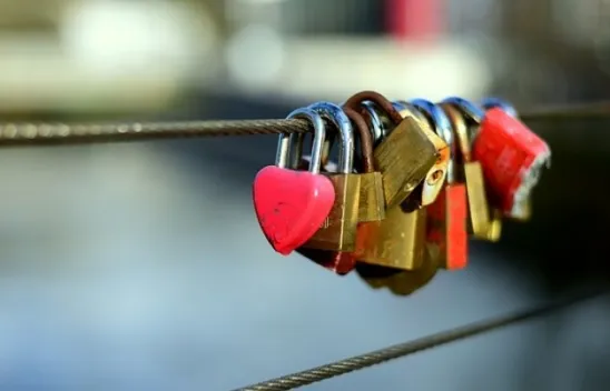 Ekonomik zorluk nedeniyle esnaf konuşamaz durumda