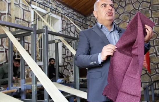 Eruh'un Şal Şepik Kumaşı Dolar İle Yarışıyor