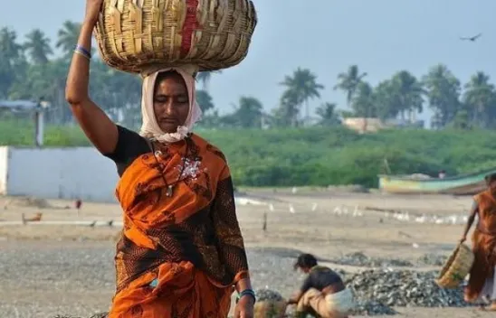 Milyonlarca ev kadını yoksulluğu derinden yaşıyor