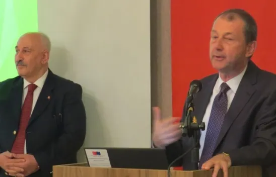 Türkiye'den Önce Kebapçı, Pideci, Dönerci, Pastacı AB'ye Girdi