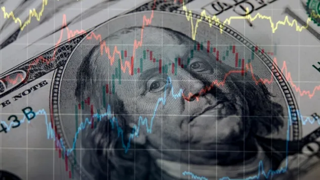 6 Haziran Salı 2023 altın fiyatları şöyle: Gram altın: 1.352,64 Çeyrek altın: 2.244,32 Yarım altın: 4.530,00 Tam altın: 9.094,00 Cumhuriyet altını: 9.154,00 liradan satılıyor. Ons altın: 1,960,27 dolardan işlem görüyorr
