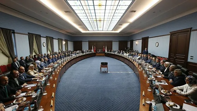 Ak Parti MKYK'da Neler Konuşuldu