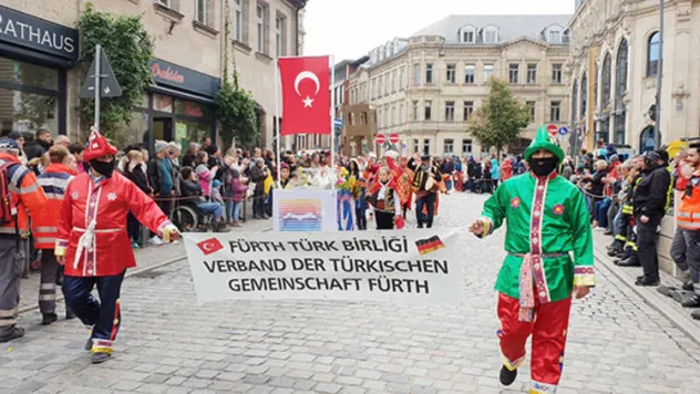 Almanya'daki Hasat Bayramına Türkler Damga Vurdu