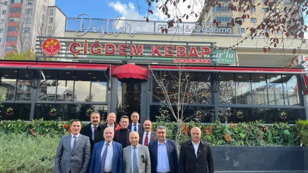 Ankara'nın Dört Önemli Esnaf Odası Başkanı, Çankaya Belediyesi Zabıta Müdürlüğü Ekibiyle Bir Araya Geldi