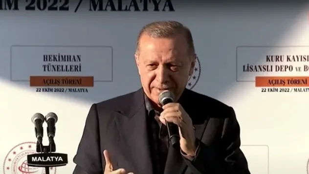 Cumhurbaşkanı'ndan başörtüsü resti: Referanduma gidelim