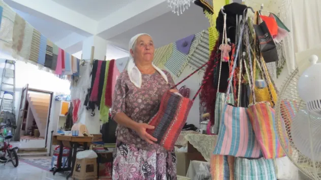 Dastar Dokuyan Eller Var, Analardan Yağdigar