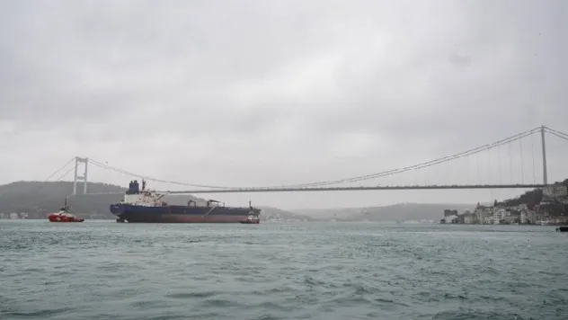 İstanbul Boğazı gemi trafiğine kapatıldı!