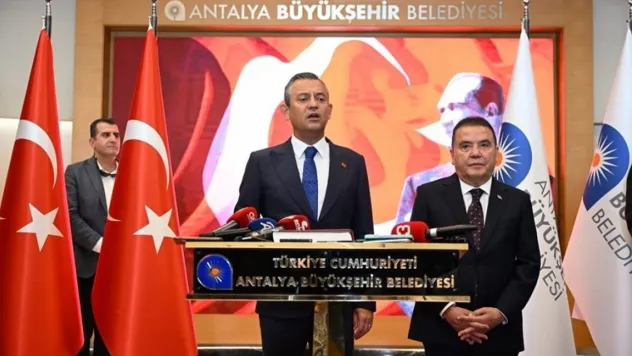 Özgür Özel'den 'İsrail' mesajı: 'Saldırı ihtimali varsa TBMM ile paylaşılmalı'