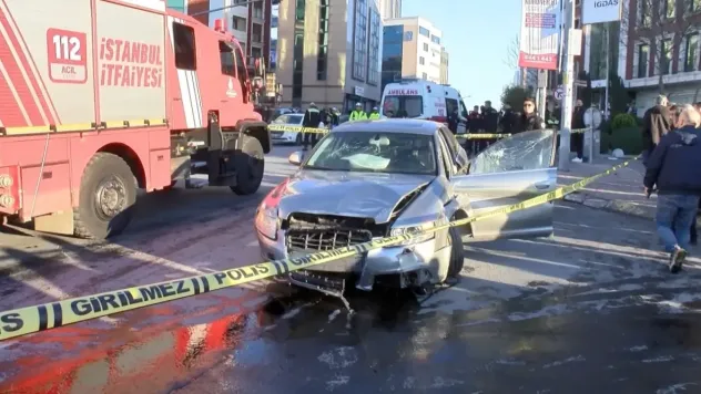 Şişli'de otomobil yayaların arasına daldı: 2 ölü, 6 yaralı