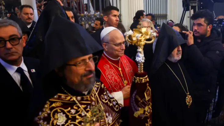 Papa, Ahmet Minguzzi'nin babası ile görüştü