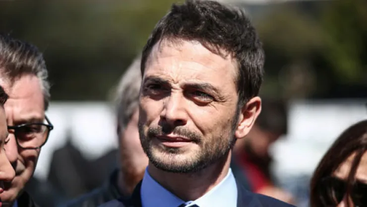 Ahmet Kural yeni bir aşka yelken mi açtı?