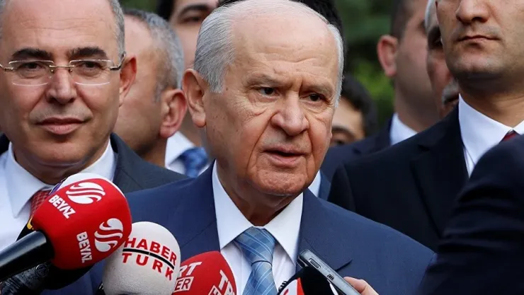 Bahçeli'den Arınç'a: Kuyruk Acısı Varmış Gibi