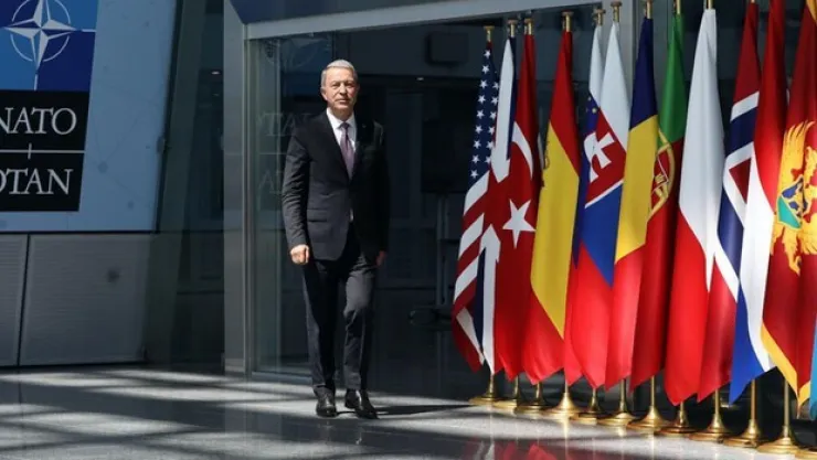 Bakan Akar Brüksel'e gidiyor