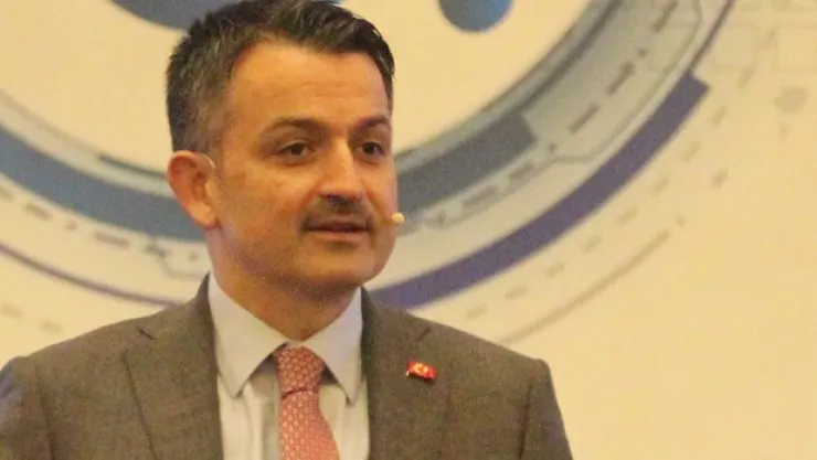 Bakan Pakdemirli: İmralı Adası'ndaki yangın açıklaması