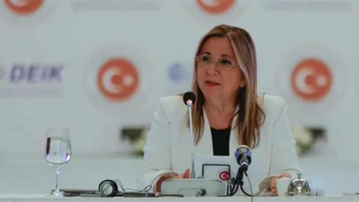 Bakan Pekcan esnafla bir araya geldi