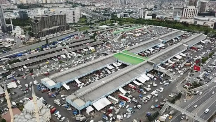 Bayrampaşa Sebze ve Meyve Hali'nde yoğunluk