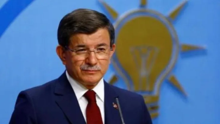 Davutoğlu İhraç Ediliyor