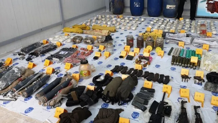 Diyarbakır'da PKK cephanesi ele geçirildi: 22 gözaltı