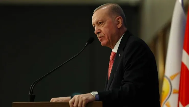 Erdoğan: Cami avlularını meyhaneye çeviriyorlar