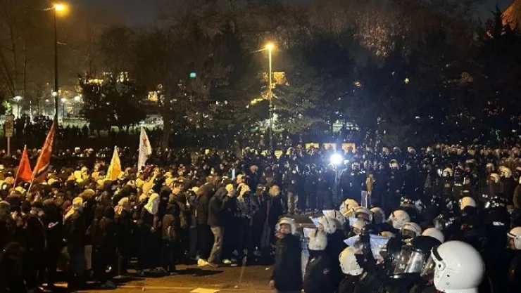 Eylemlere katılan 343 kişi gözaltında