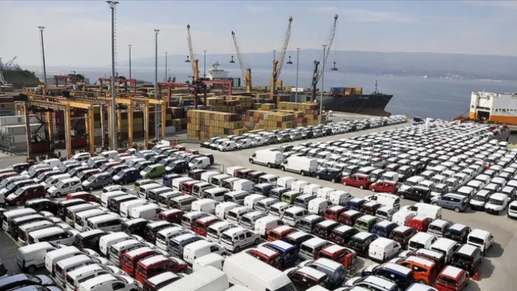 İhracatta tüm zamanların rekoru! Otomotiv sektörü 2023'te ihracat lideri oldu