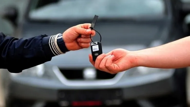 İkinci el online oto pazarında ilana çıkan her 10 araçtan 3'ü satıldı