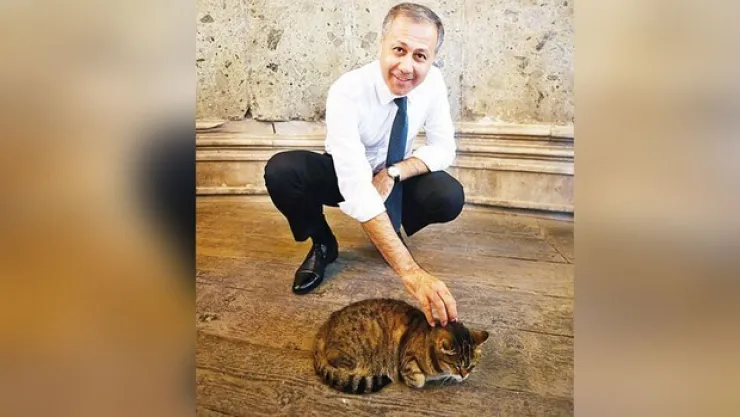 İlk cuma namazı için hazırlıklar sürüyor