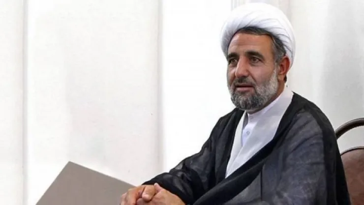 İran'da Bir Parlamenter Virüse Yakalandı