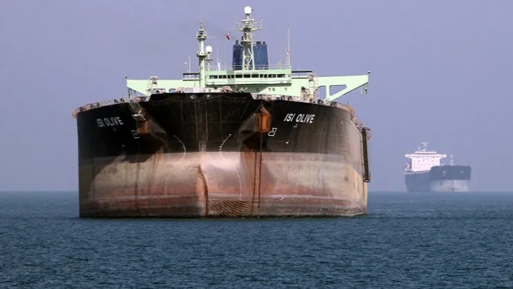 İran Tankerinde Patlama