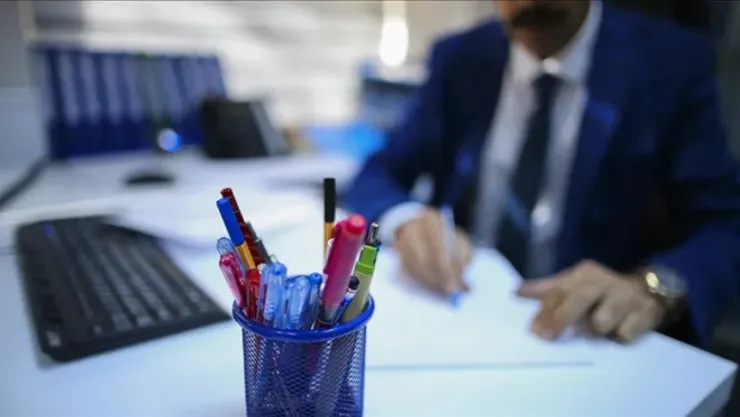 Memurlara 3 yıl aylıksız izin hakkı geliyor!