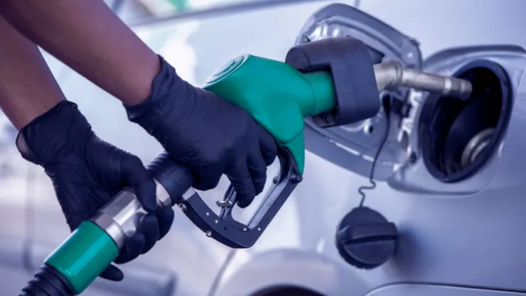 Motorin yeni zamla benzini geçti!
