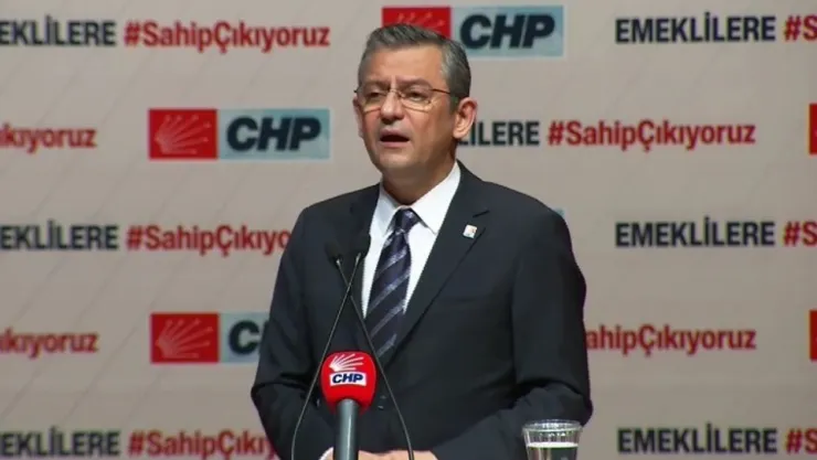 Özgür Özel: Emeklilere bunu yaşatanlara yazıklar olsun