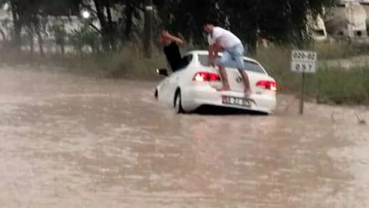 Pınarhisar'ı Sel Aldı