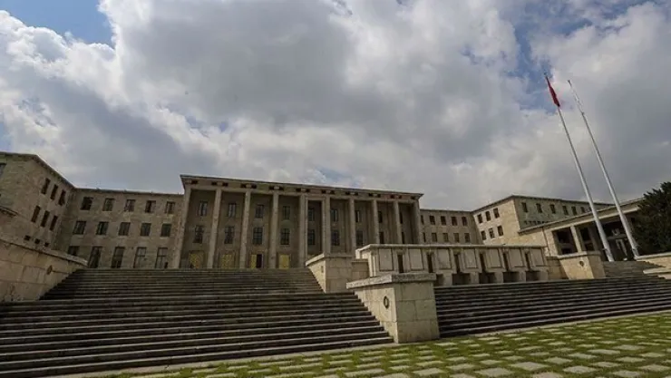 TBMM Başkanlığından  Yılmaz Özdil hakkında suç duyurusu