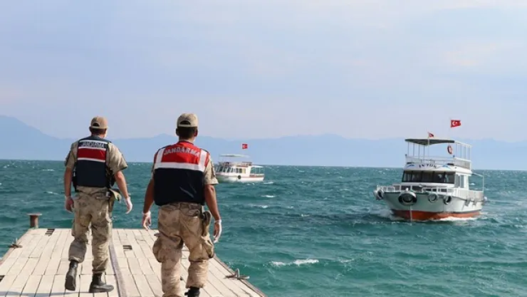 Van Gölü'ndeki tekne faciasında ceset sayısı 29'a yükseldi