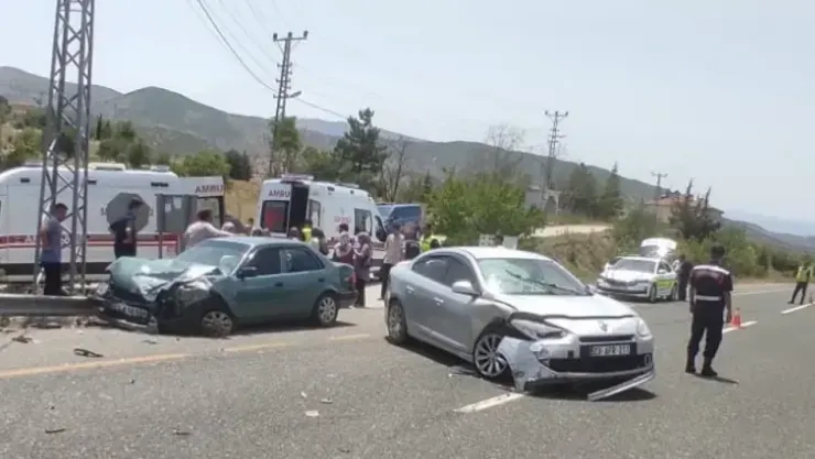 Yerlikaya açıkladı: Bayramın birinci gününde 692 kaza, 7 can kaybı