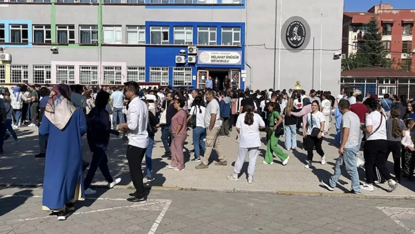 1 milyon öğrenci LGS'de ter döküyor