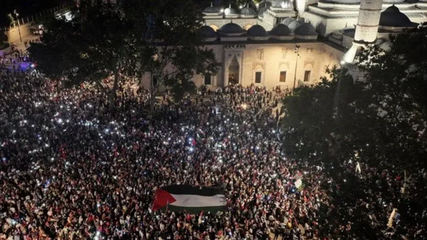 İstanbul'da Gazze'ye destek yürüyüşü