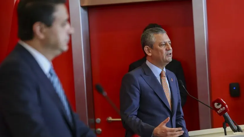 Özel, Bahçeli'ye Nazım'ın dizeleriyle gönderme yaptı!