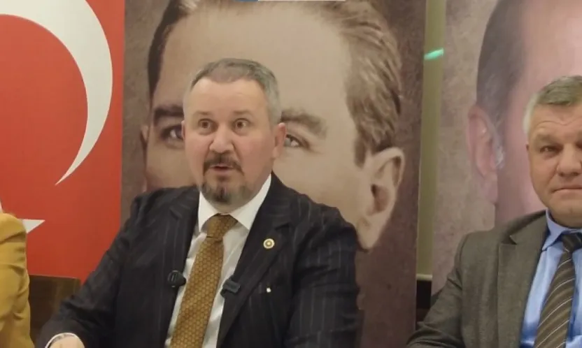 AKP'li vekil: Milletvekili maaşı ve milletvekili emekli maaşım yetmiyor!